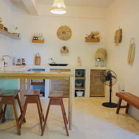 Greenhouse Siargao Roadside Boutique Apartments 卢纳将军城 外观 照片