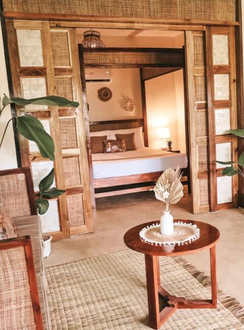Greenhouse Siargao Roadside Boutique Apartments 卢纳将军城 外观 照片