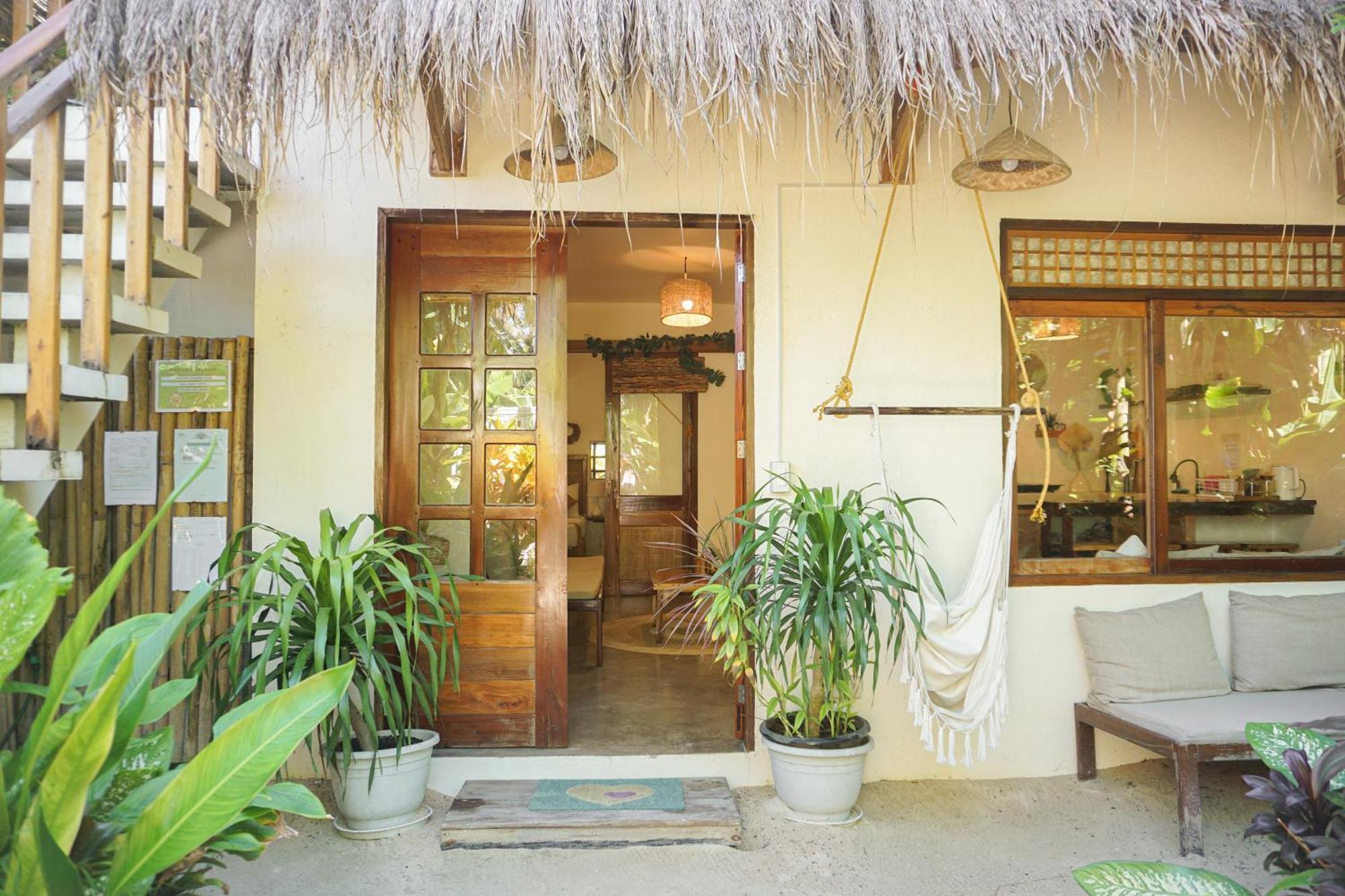 Greenhouse Siargao Roadside Boutique Apartments 卢纳将军城 外观 照片