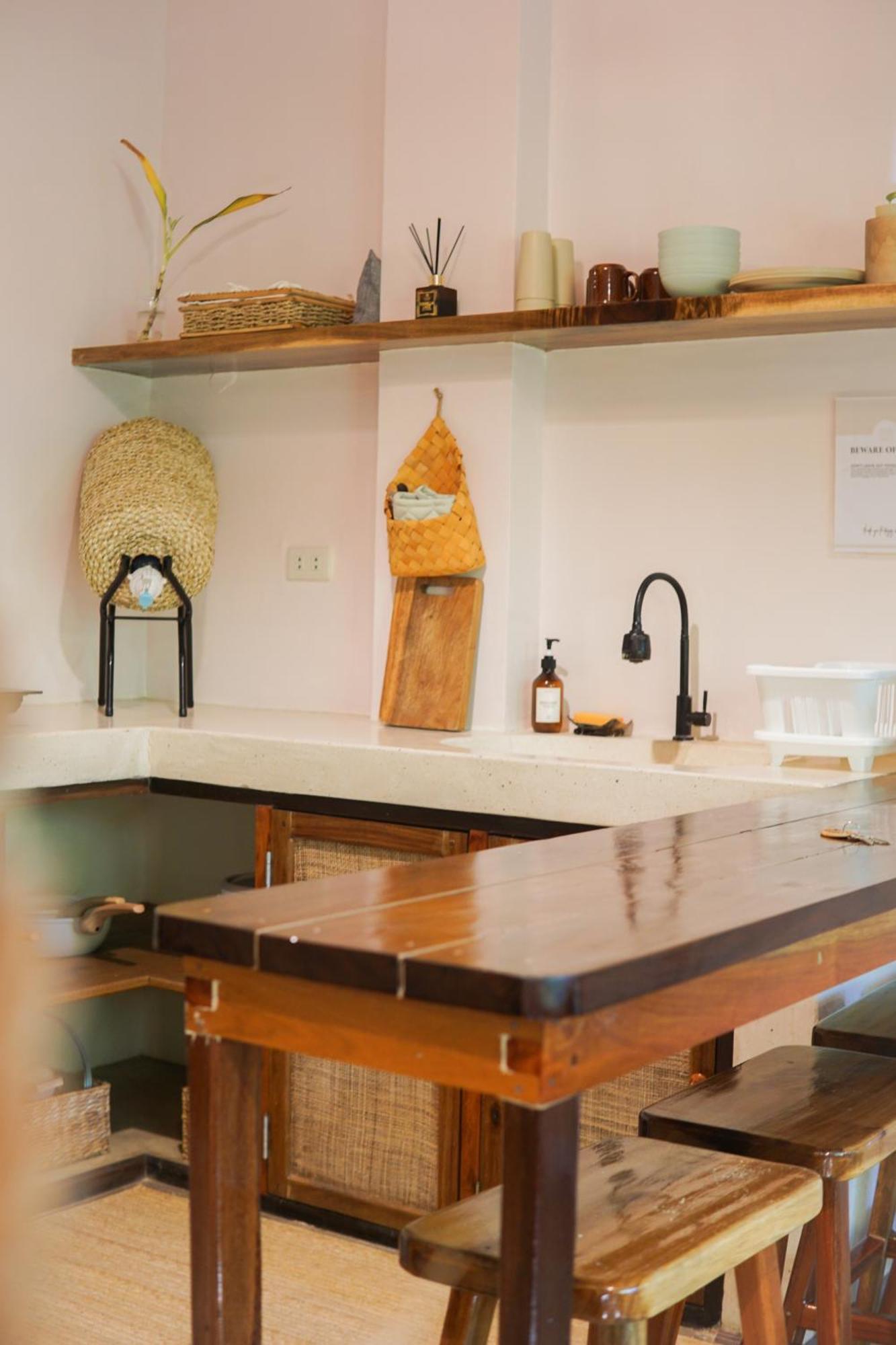 Greenhouse Siargao Roadside Boutique Apartments 卢纳将军城 外观 照片