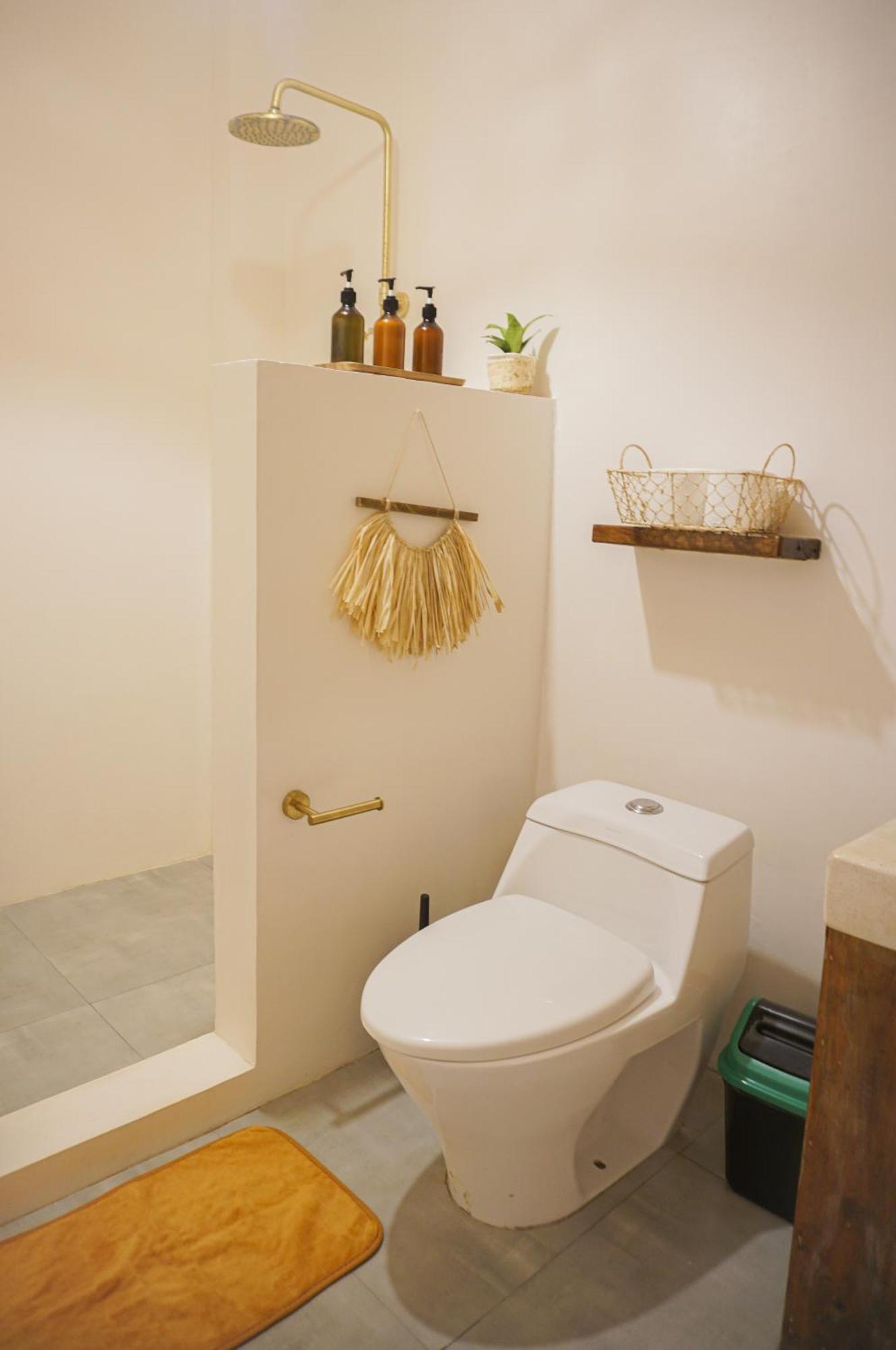 Greenhouse Siargao Roadside Boutique Apartments 卢纳将军城 外观 照片