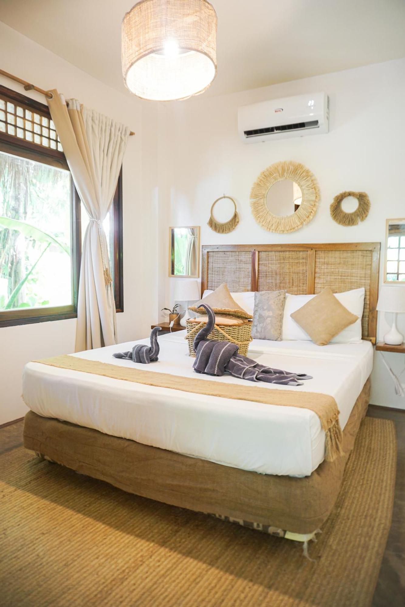 Greenhouse Siargao Roadside Boutique Apartments 卢纳将军城 外观 照片